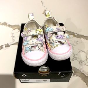 Unicorn Converse Chuck Taylor’s